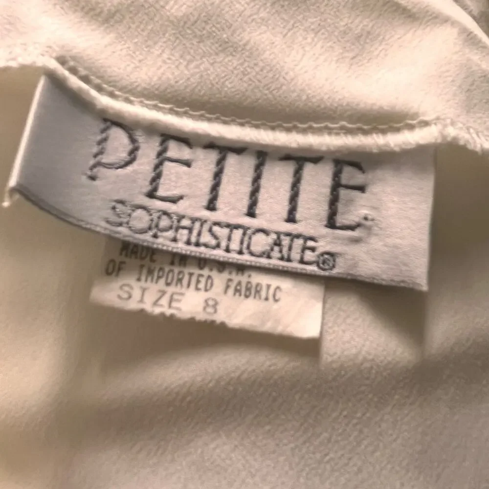 Vintage Size 8/S/M? Petite Sophisticate Womens Ruffled Blouse Ivory Long Sleeve - Picture 8 of 9